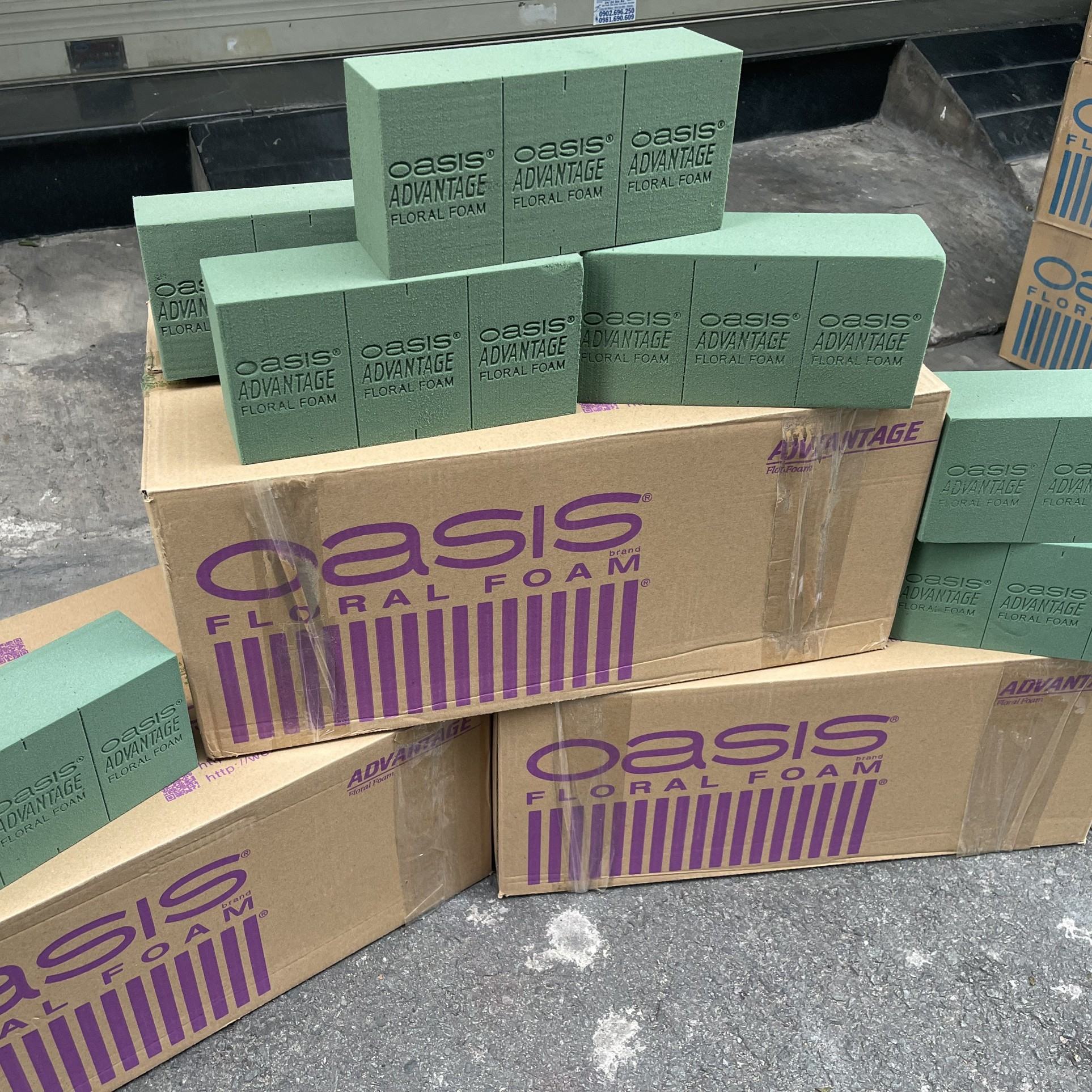 Thùng Xốp Tím Oasis Cao Cấp - Sỉ Phụ Kiện Hoa Thùng Xốp Tím Oasis Cao Cấp - Ảnh 2