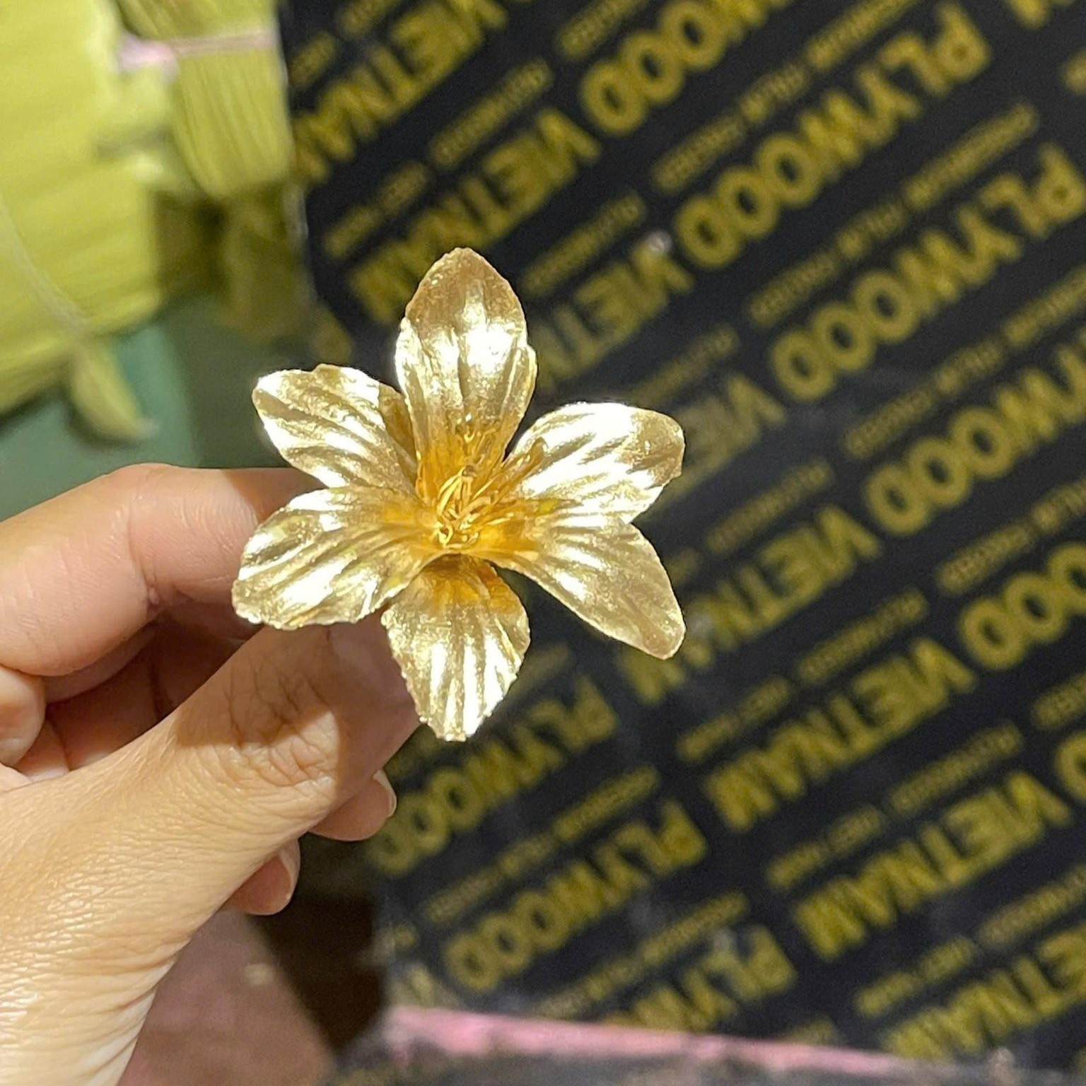 Hoa Mai Nhũ Đồng (Túi 0.5kg) - Sỉ Phụ Kiện Hoa Hoa Mai Nhũ Đồng (Túi 0.5kg) - Ảnh 3